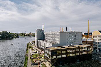Campus Wilhelminenhof an der Spree von oben © HTW Berlin/Alexander Rentsch Campus Wilhelminenhof an der Spree von oben